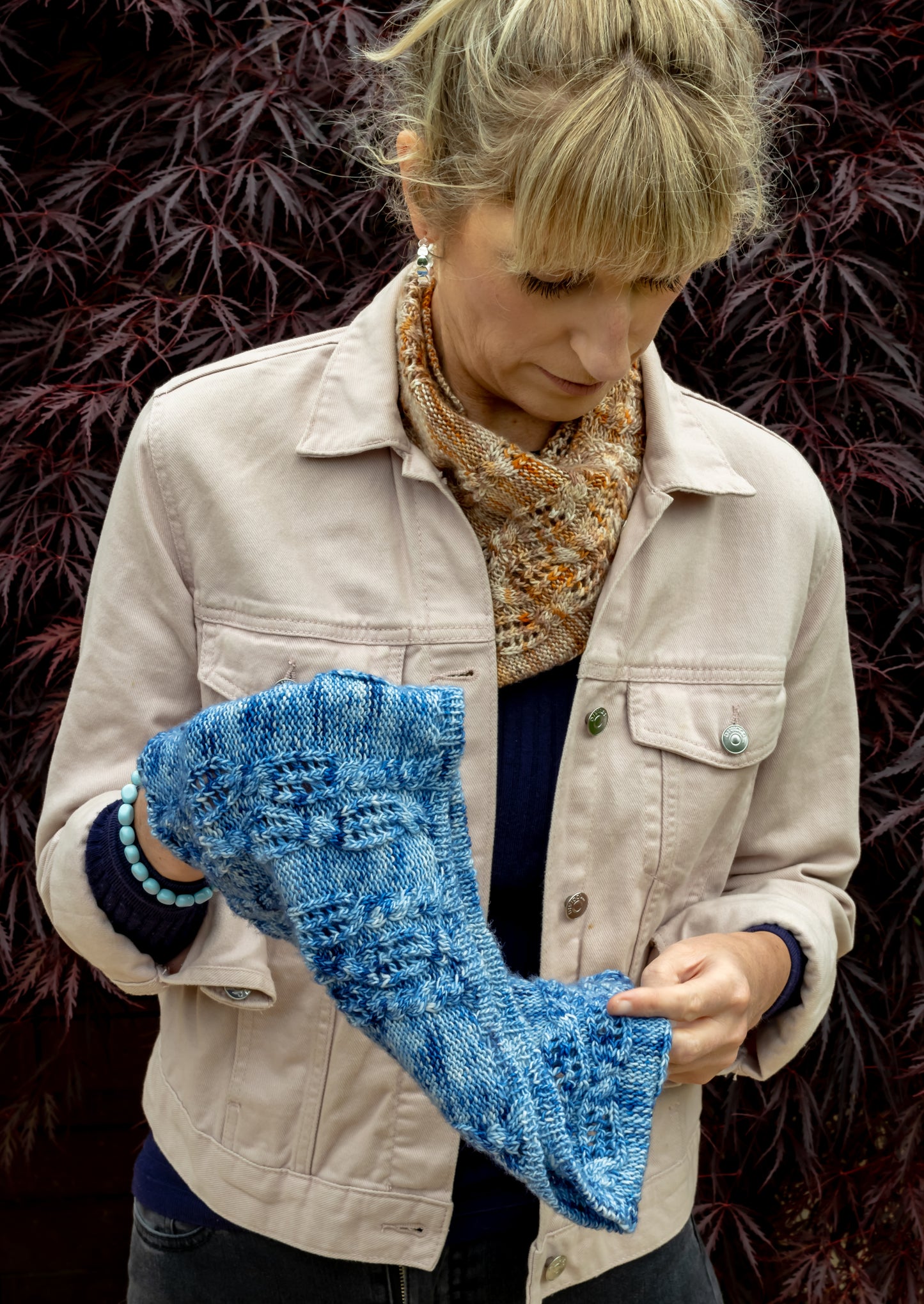 Twisting Up Cowl Pattern