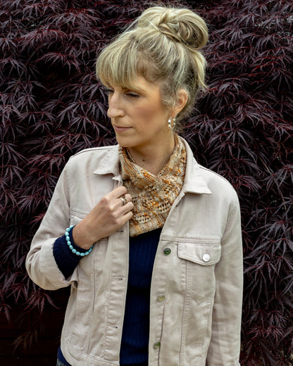 Twisting Up Cowl Pattern